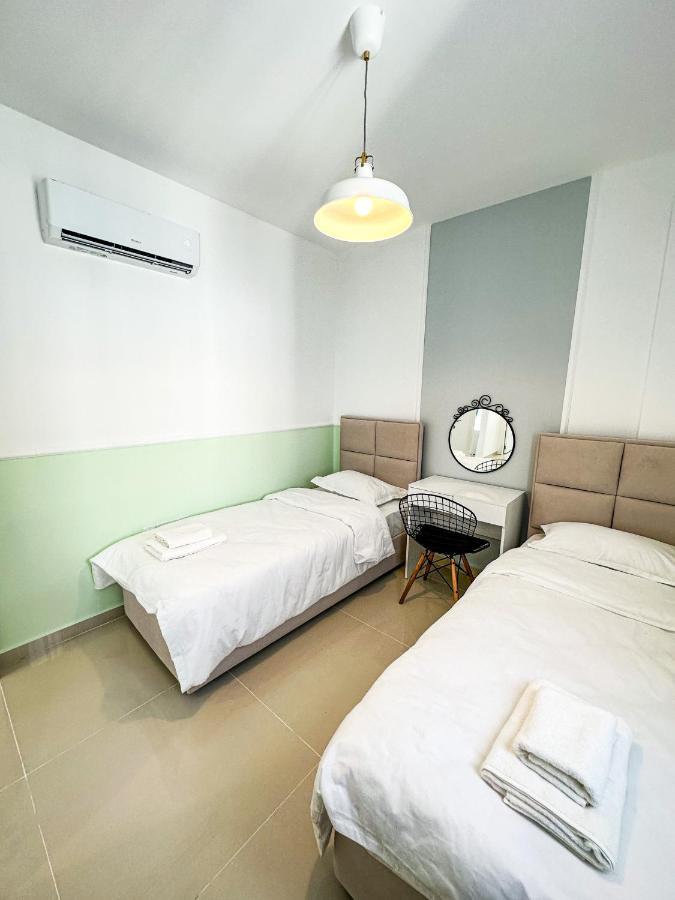 Luxury Sea View Two Bedroom Apartment In Caesar Resort & Spa, Long Beach Perivolia tou Trikomou Buitenkant foto