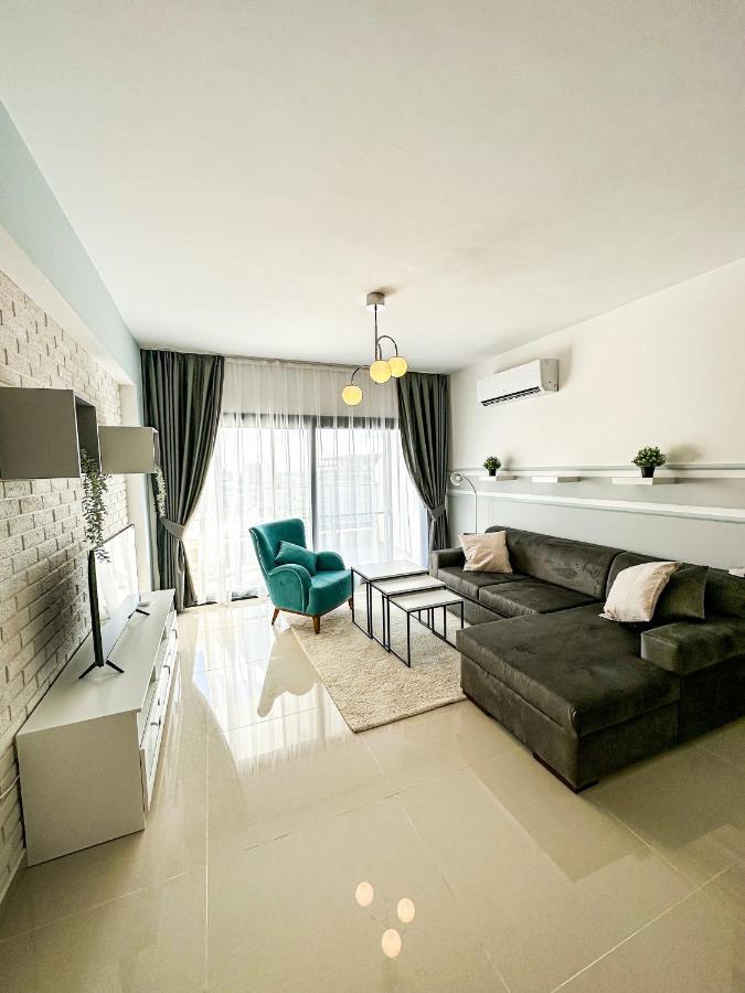 Luxury Sea View Two Bedroom Apartment In Caesar Resort & Spa, Long Beach Perivolia tou Trikomou Buitenkant foto